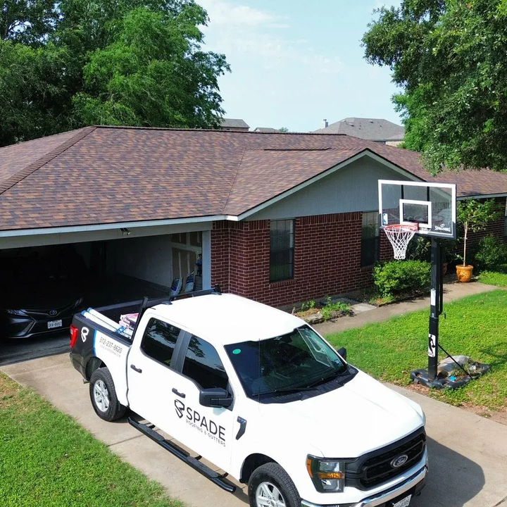 Spade truck roof