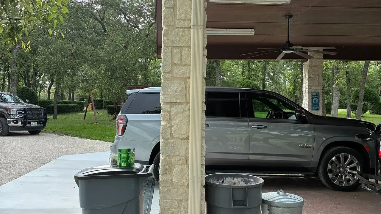 Seamless Gutter Installation
