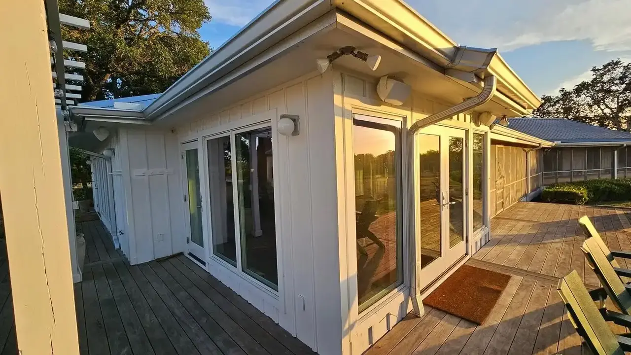 Seamless Gutter Installation