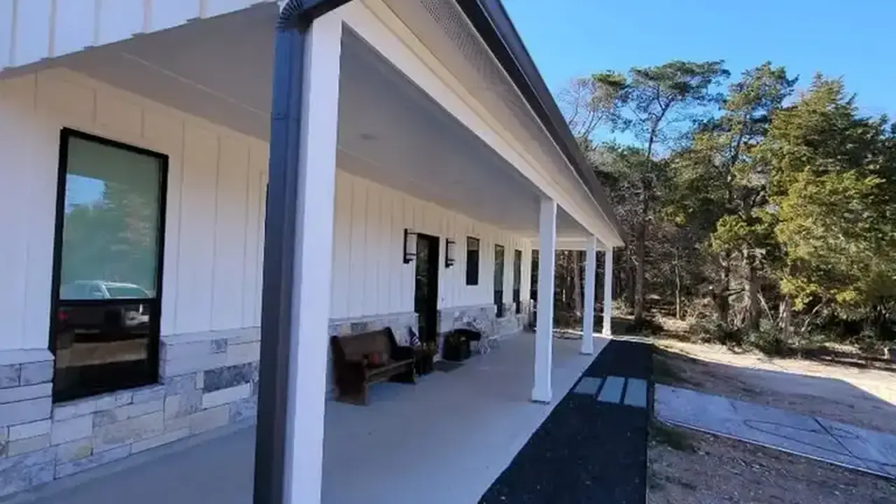 Seamless Gutter Installation