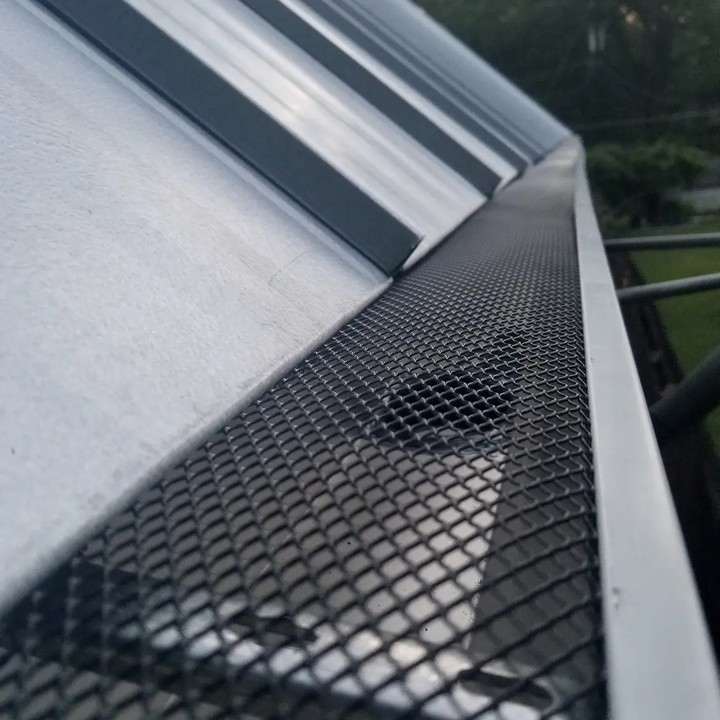 Seamless gutter project 01 10