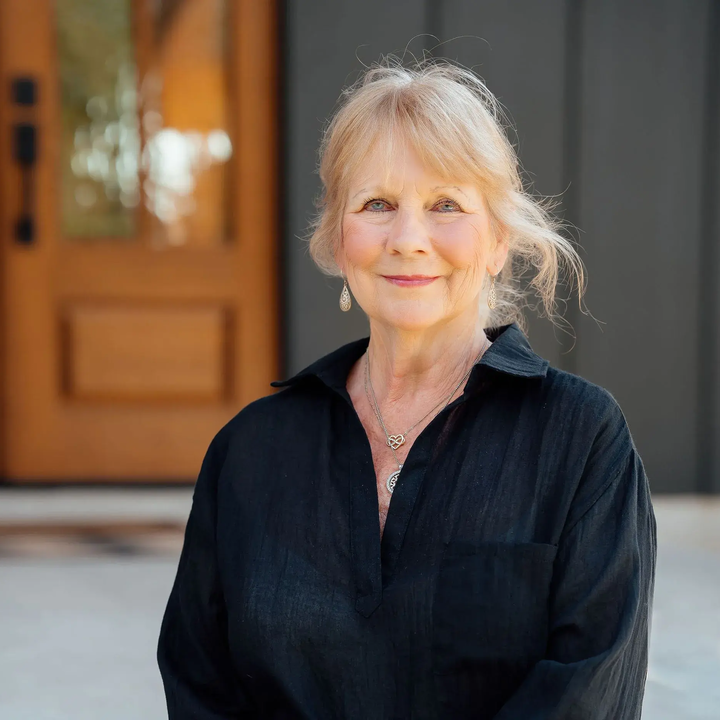 Debbie Capps